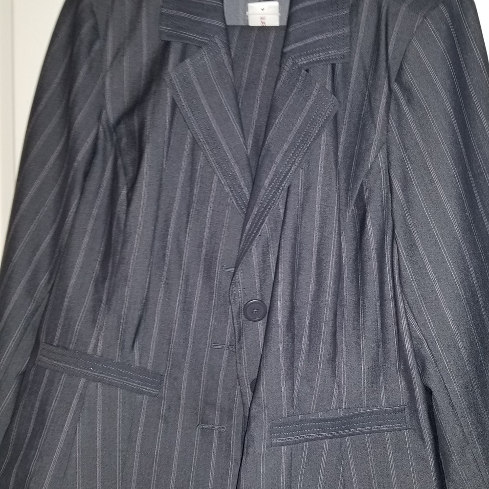 Suit